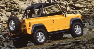 Jeep Wrangler Alternatives You Can Drive Now Land Rover cover