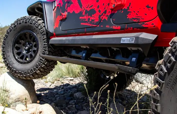 power running boards, What Are Power Running Boards? Which Is The Best? The Rundown, Mad Digi