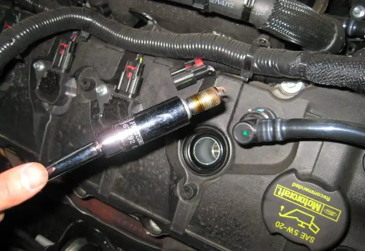 , How To Tell If You Need New Spark Plugs?, Mad Digi